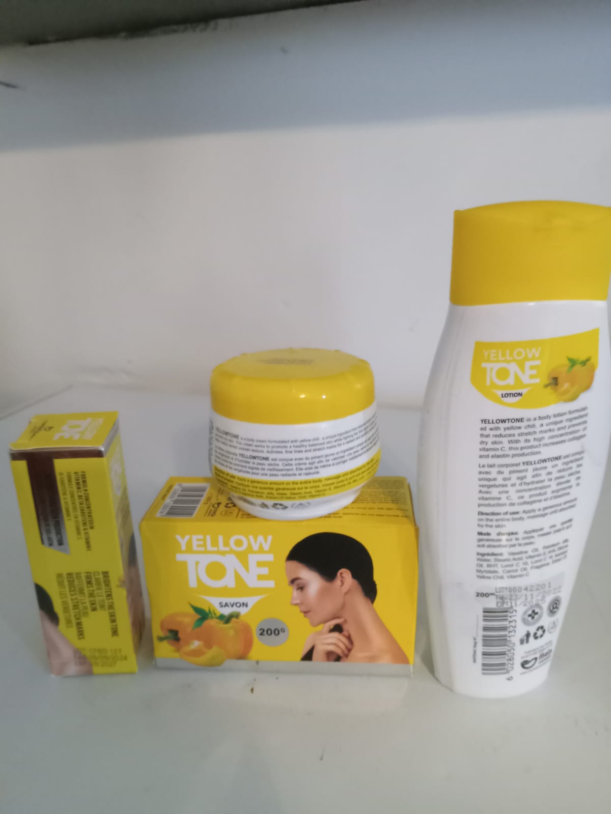 Yellow tone set