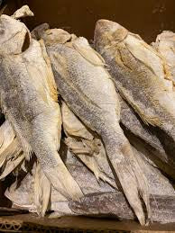 Yellow tail salted fish/ pwason sale